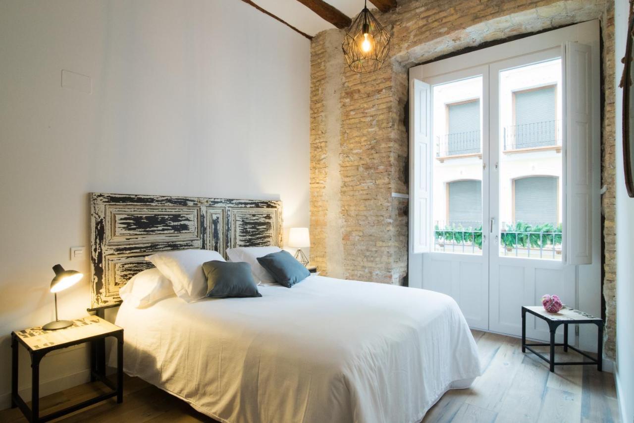 Apartamentos Almada Сарагоса Екстериор снимка